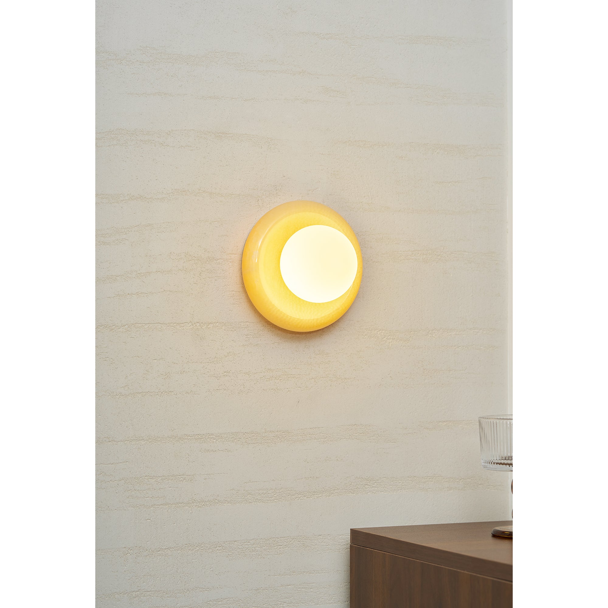Onyx Vein Wall Sconce