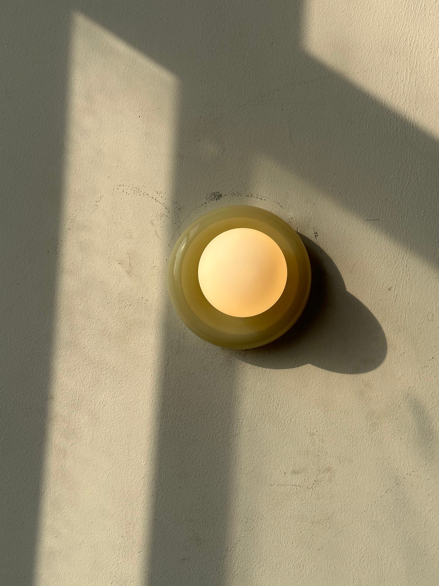 Onyx Vein Wall Sconce