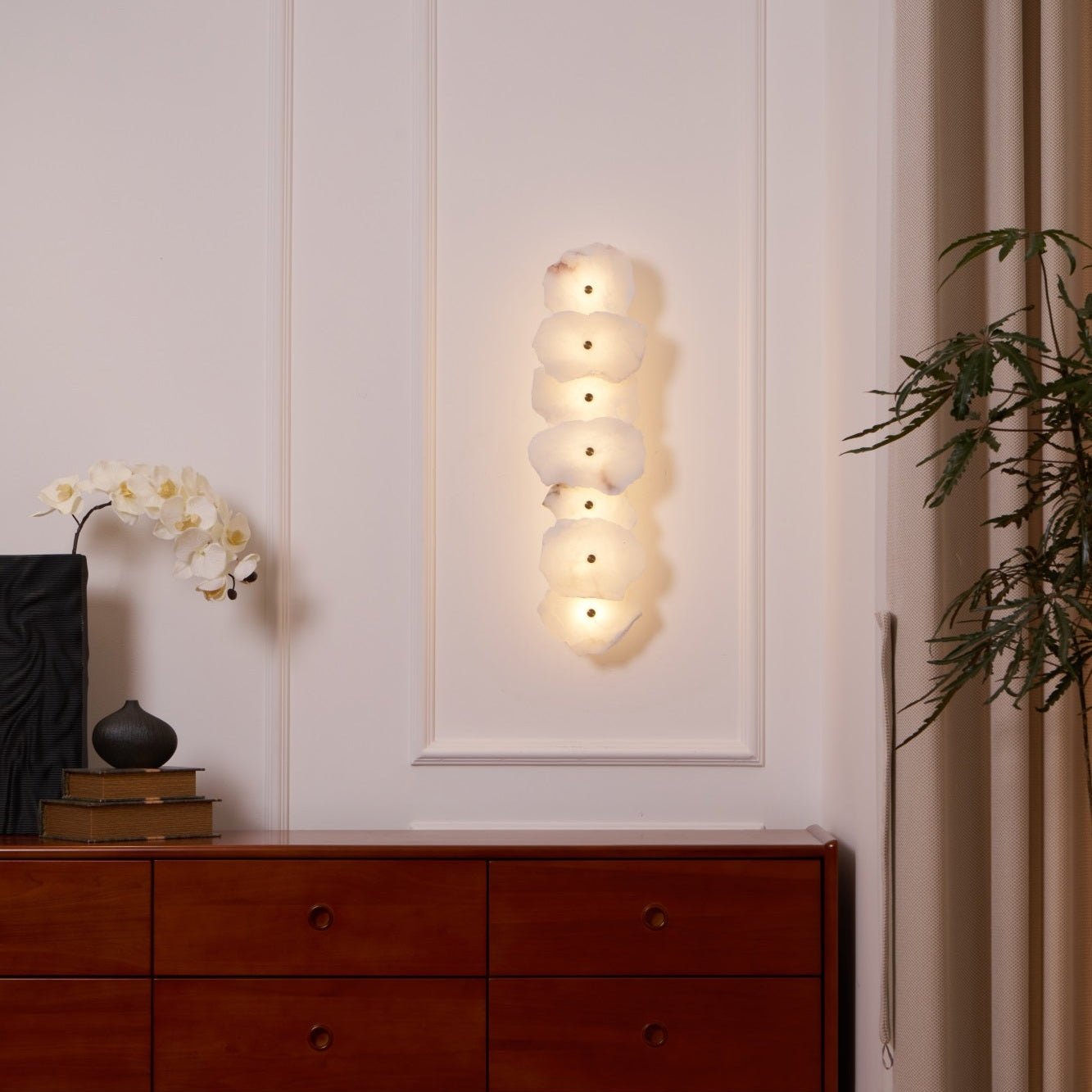 Rivo Alabaster Linear Sconce