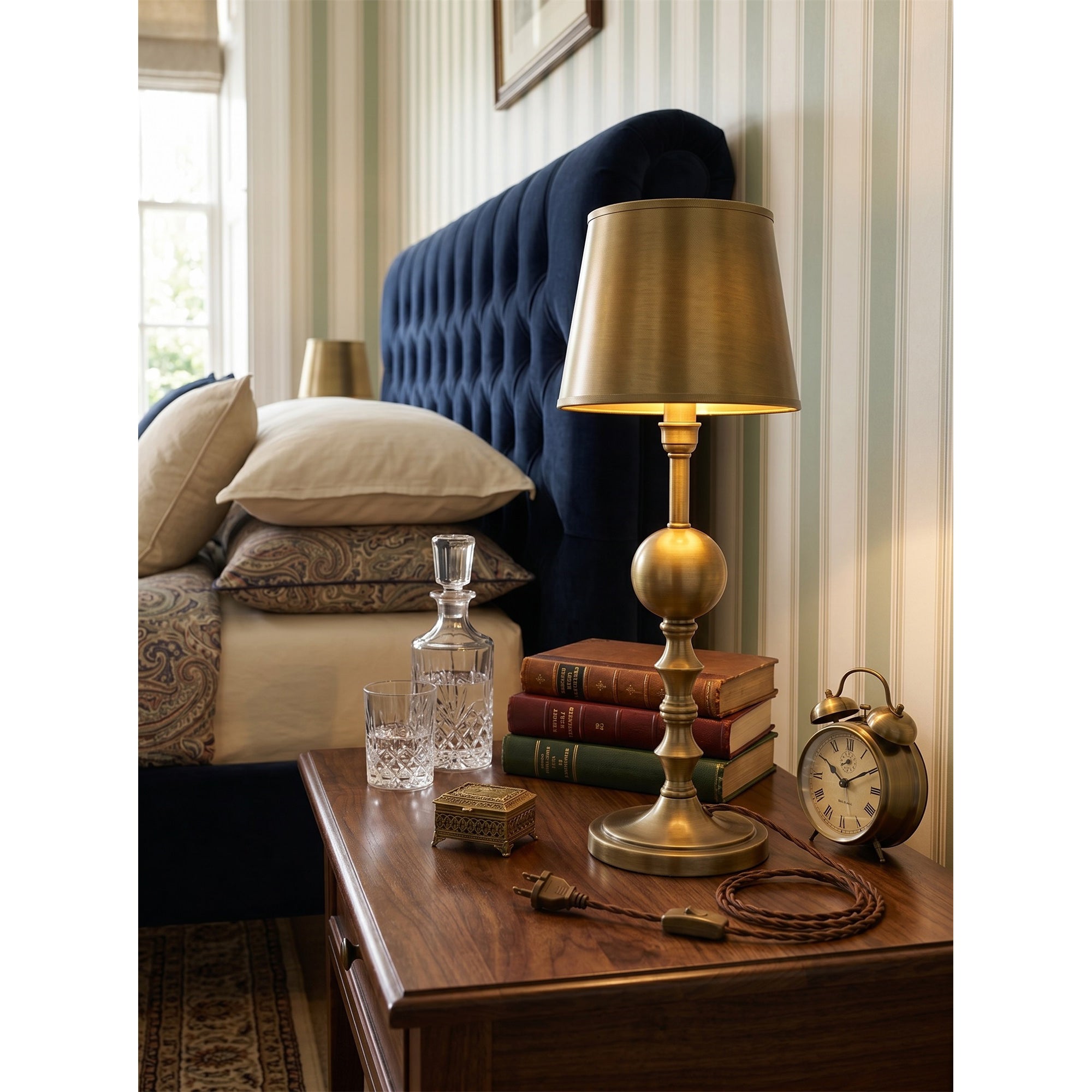 Antique Brass Candelabra Table Lamp