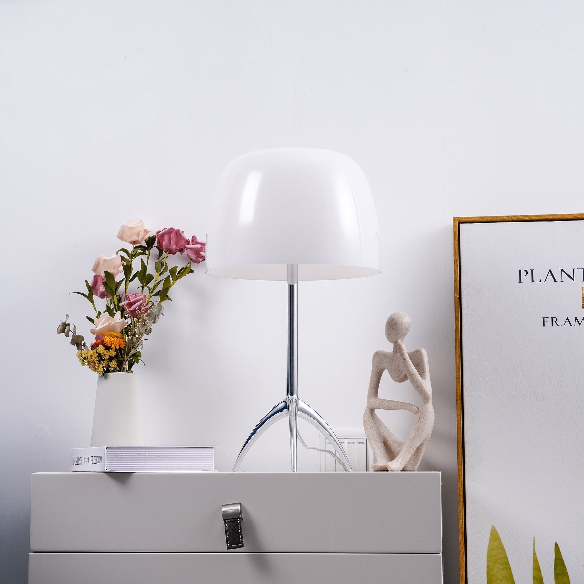 Red Blown Glass Tripod Table Lamp