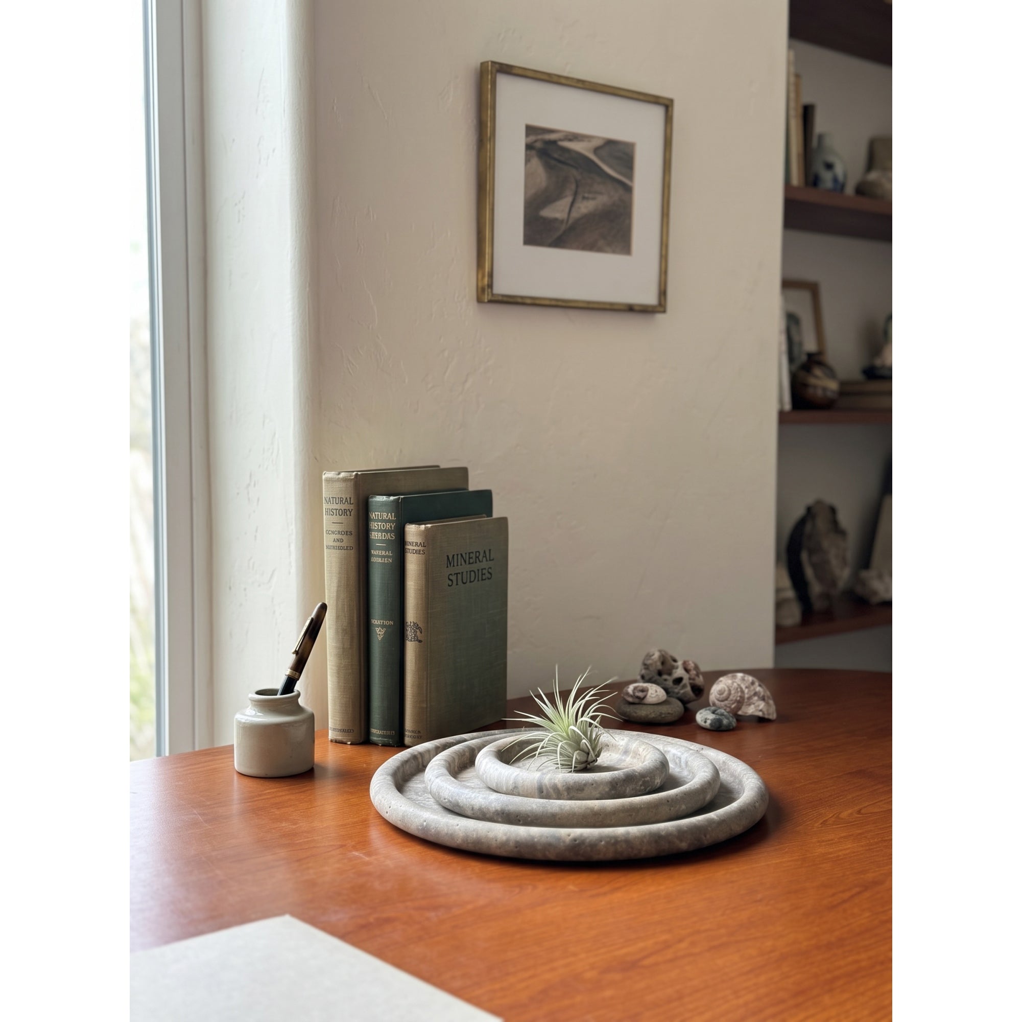Round Stone Catchall Tray