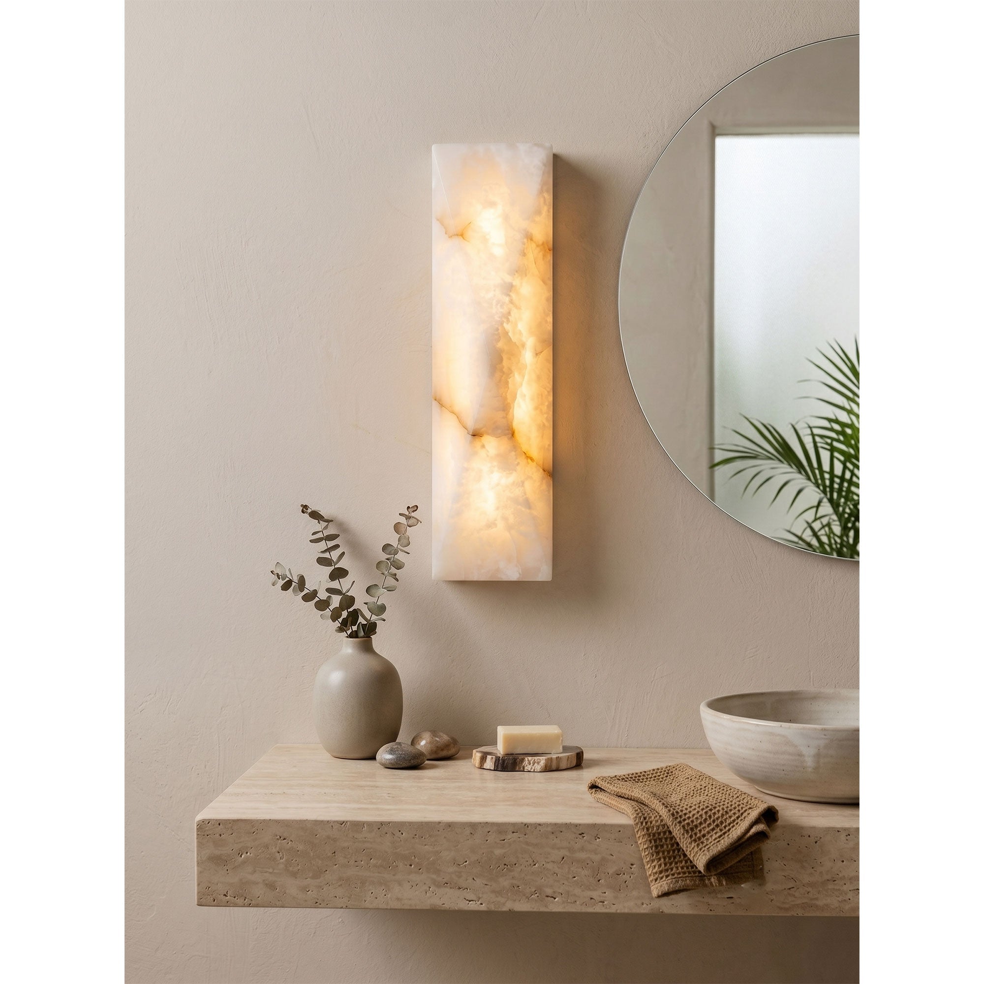 Slim Alabaster Bar Wall Sconce in Gold