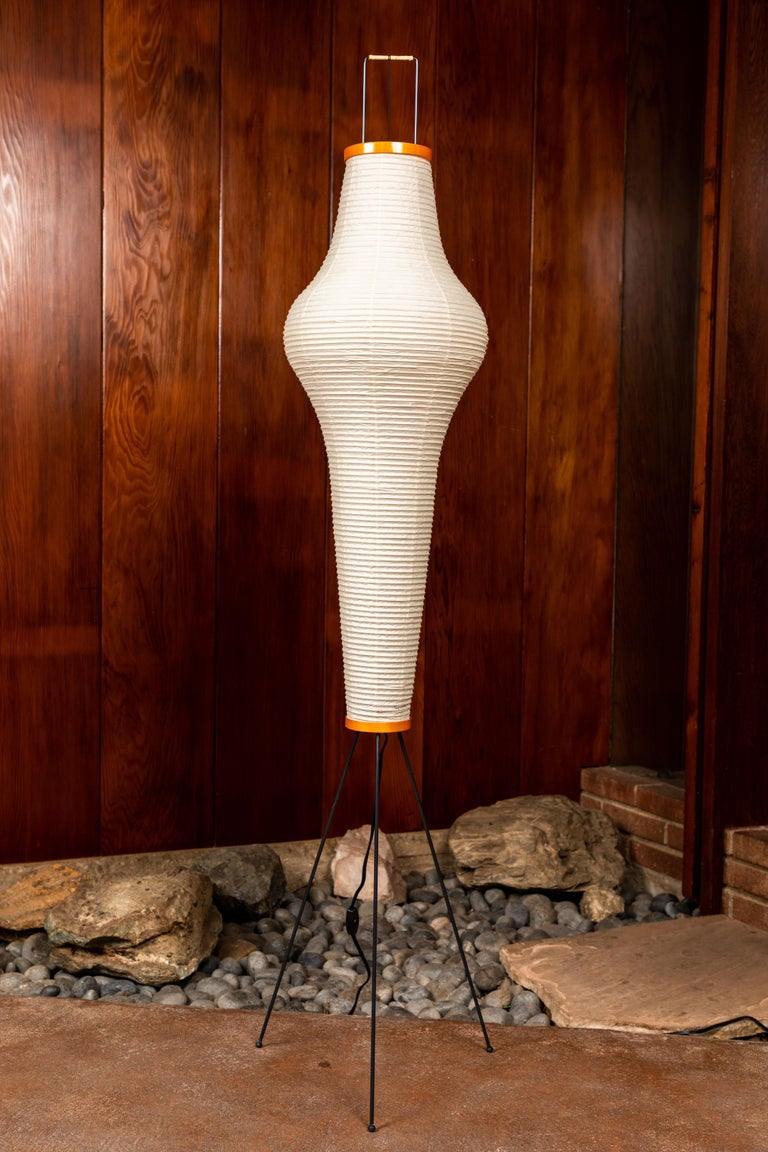 Nagare Mulberry Paper Floor Lamp