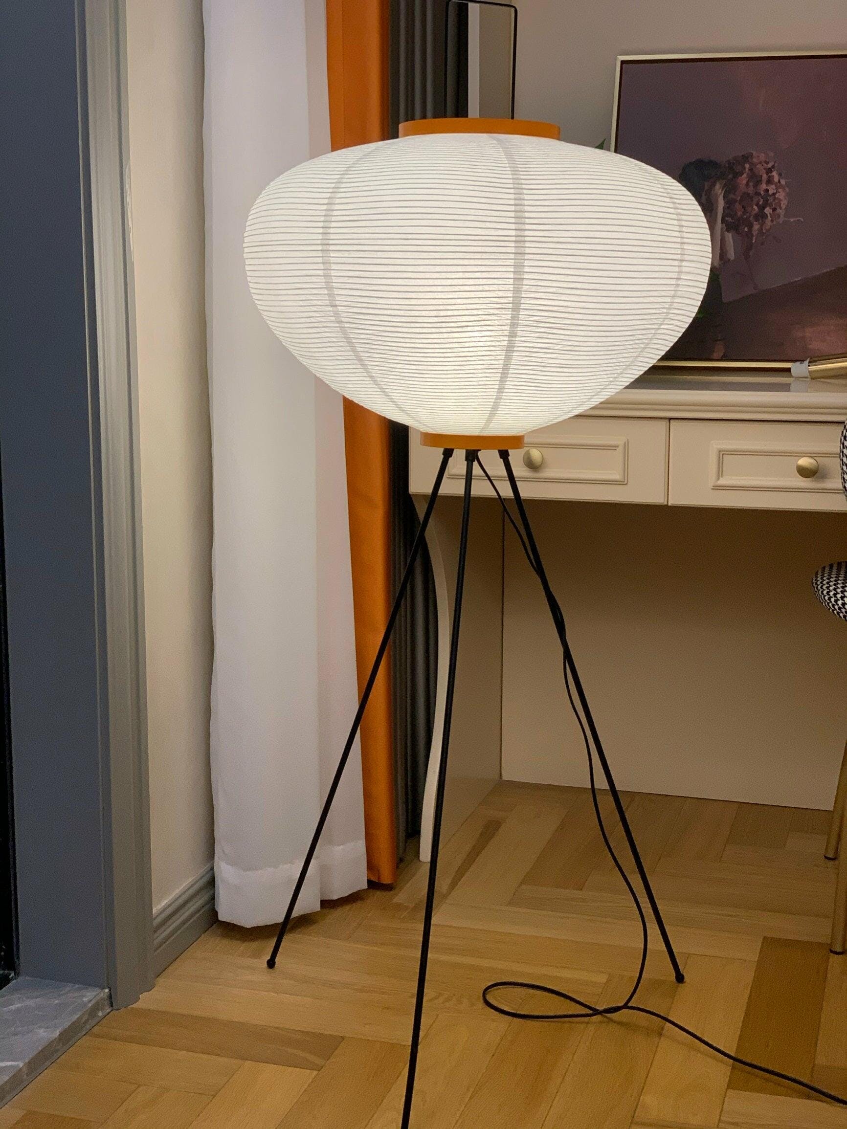 Nagare Mulberry Paper Floor Lamp