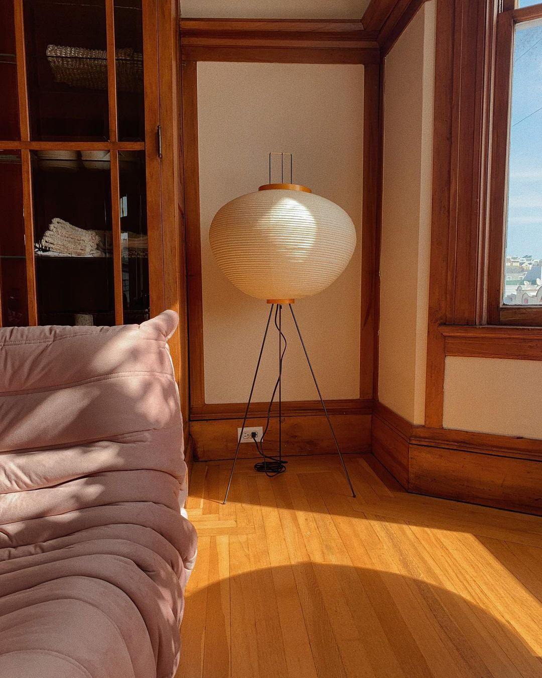 Nagare Mulberry Paper Floor Lamp