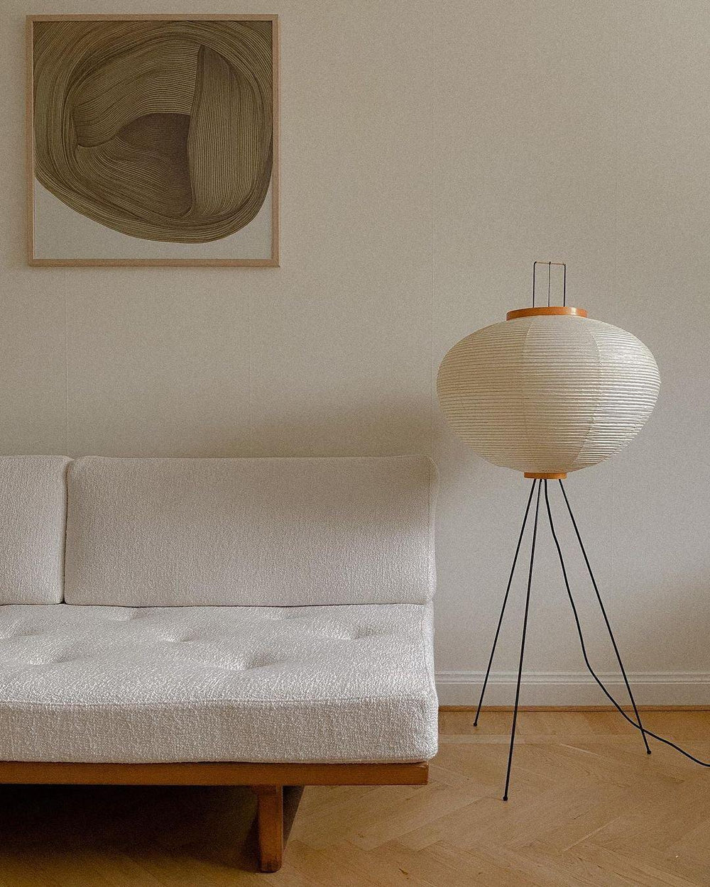 Nagare Mulberry Paper Floor Lamp