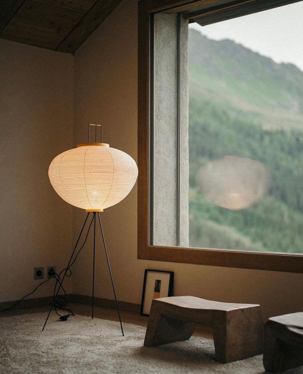 Nagare Mulberry Paper Floor Lamp