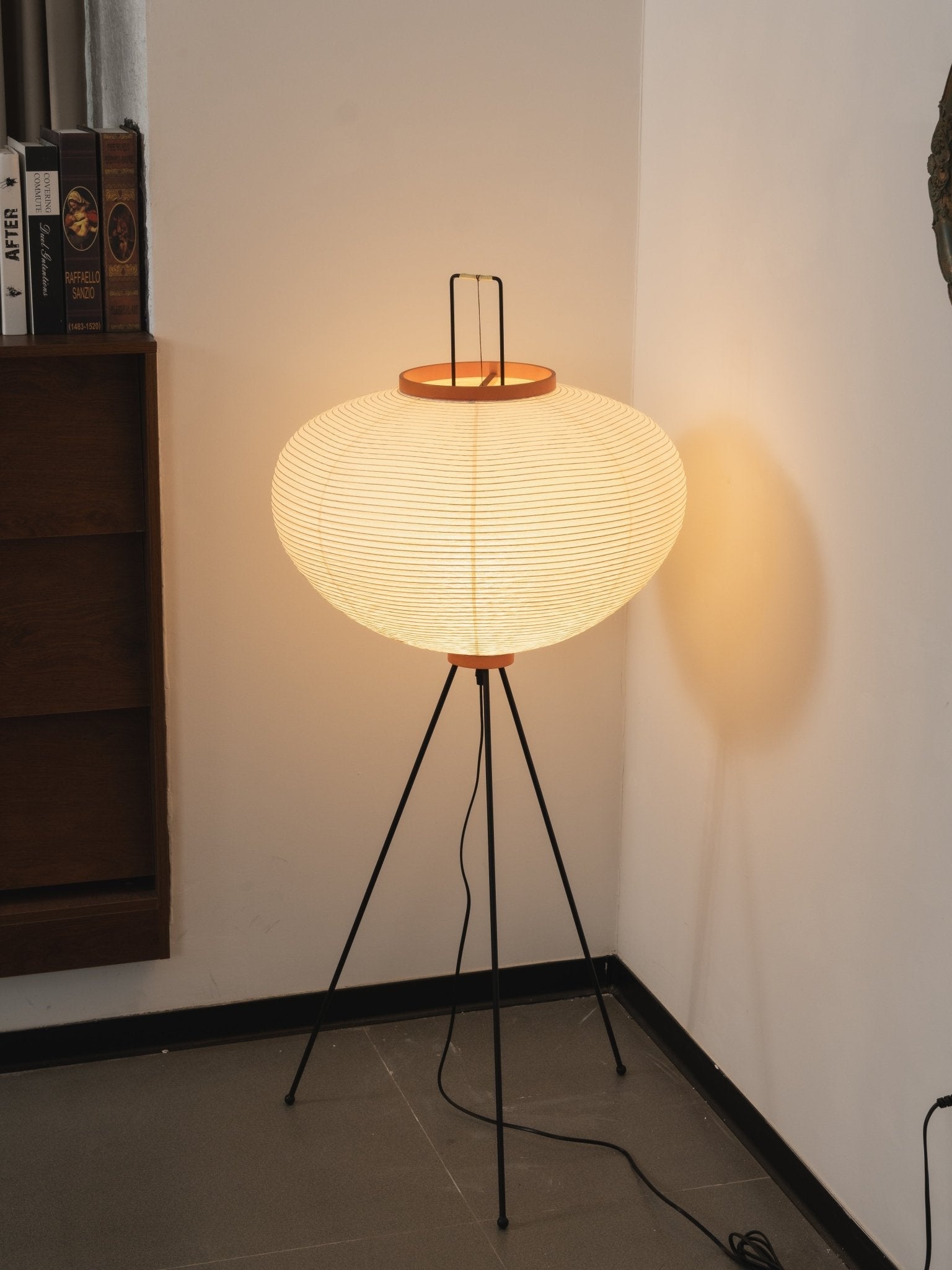Nagare Mulberry Paper Floor Lamp