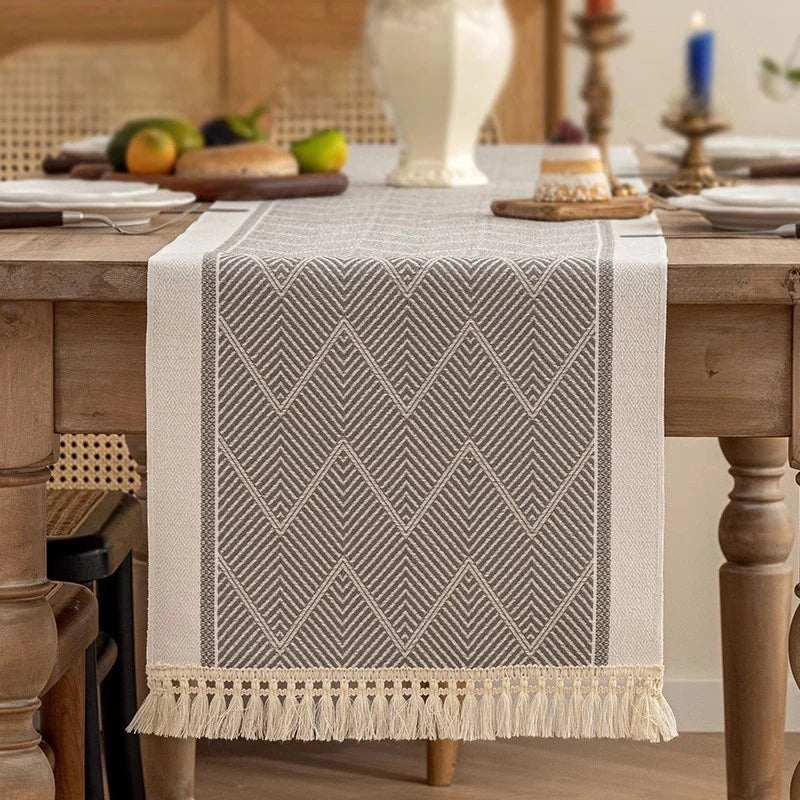 Halda Linen-Weave Table Runner