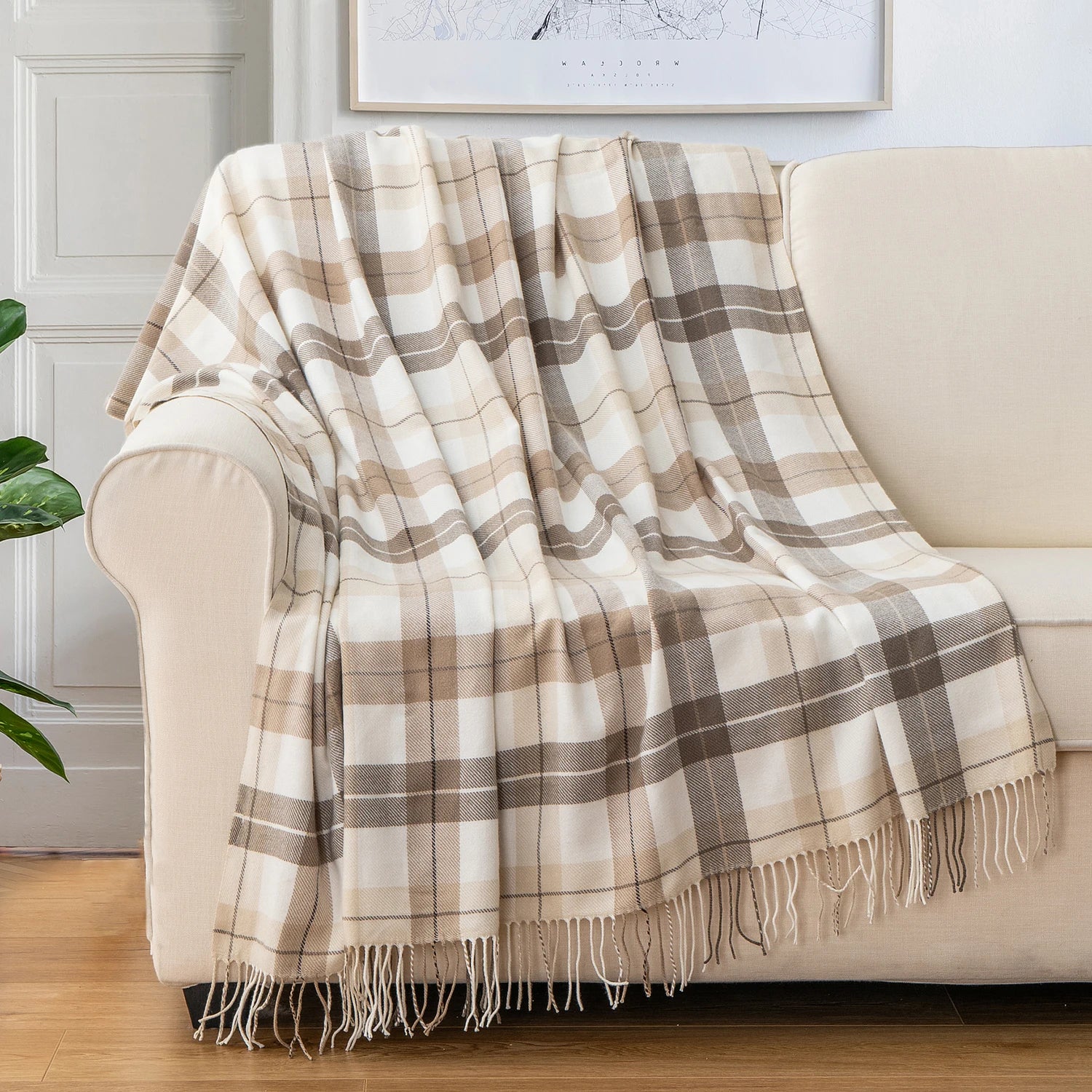 Elden Plaid Tasselled Throw