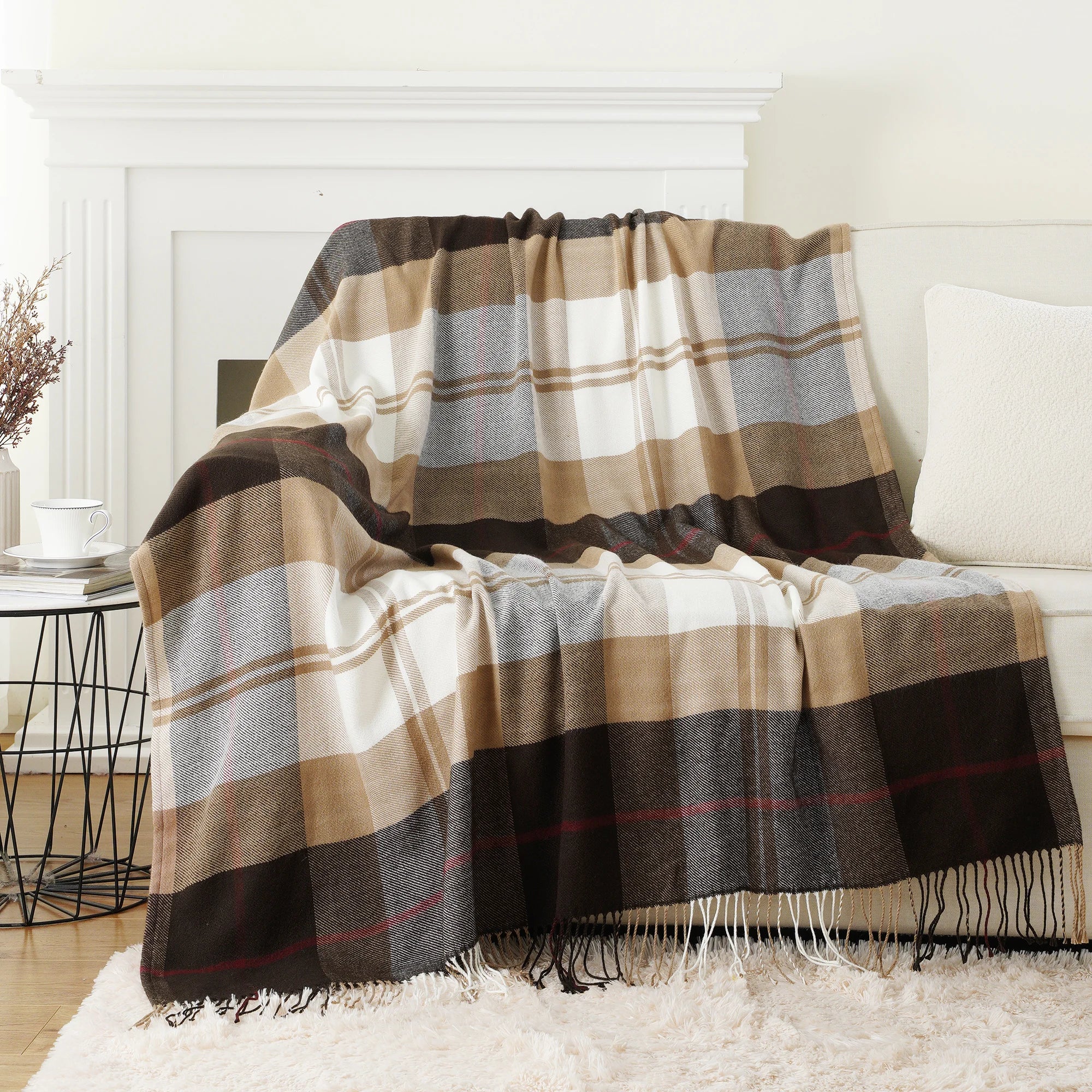 Elden Plaid Tasselled Throw