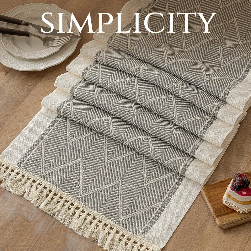 Halda Linen-Weave Table Runner