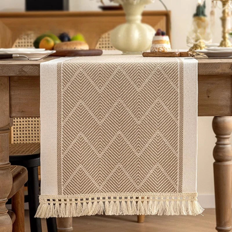 Halda Linen-Weave Table Runner