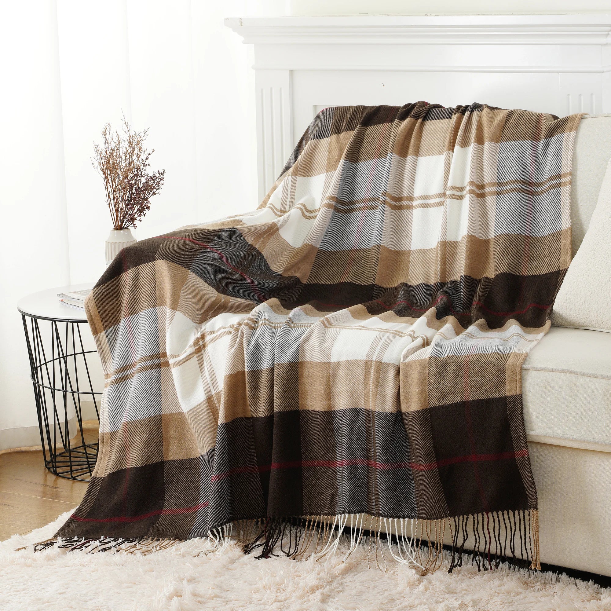 Elden Plaid Tasselled Throw