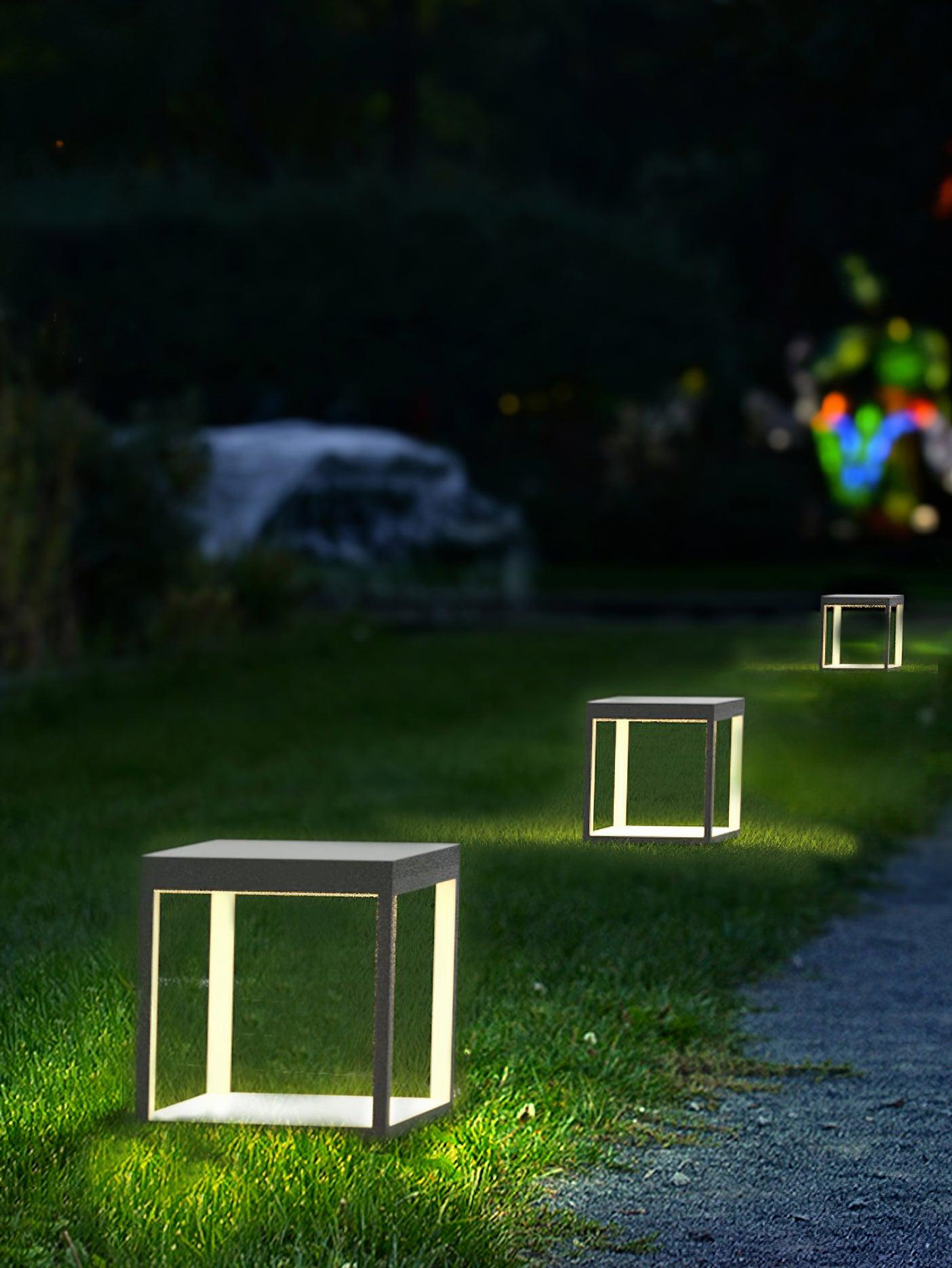 Four Sided Pillar Post Lantern
