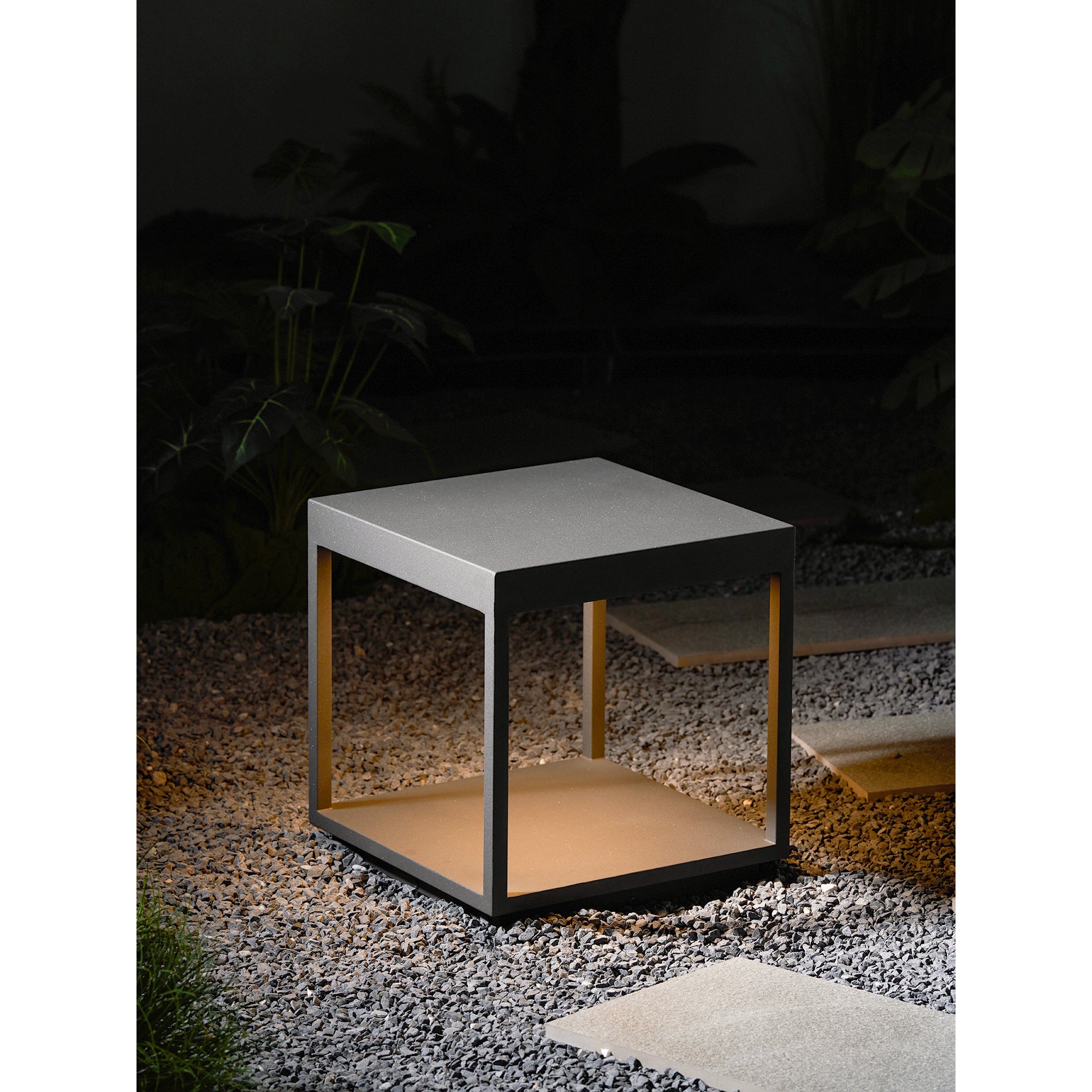 Four Sided Pillar Post Lantern