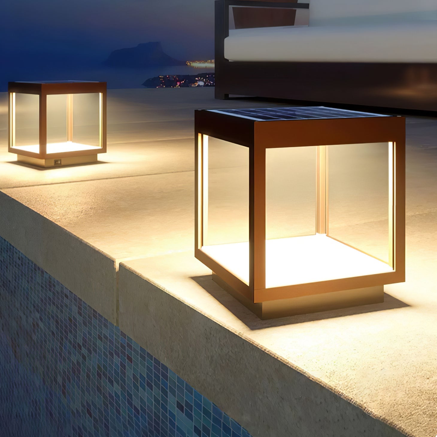 Four Sided Pillar Post Lantern