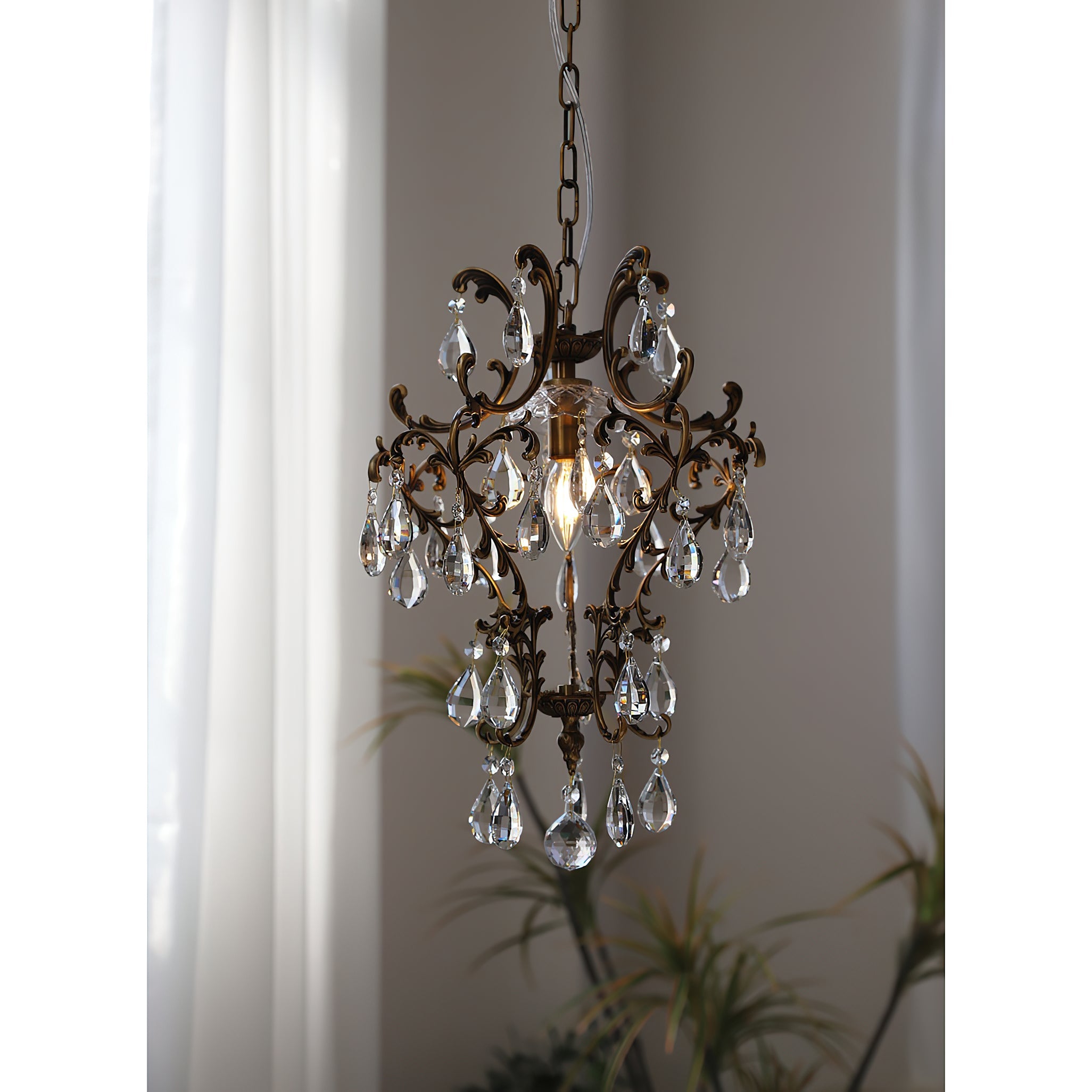 Stellara Crystal Teardrop Chandelier