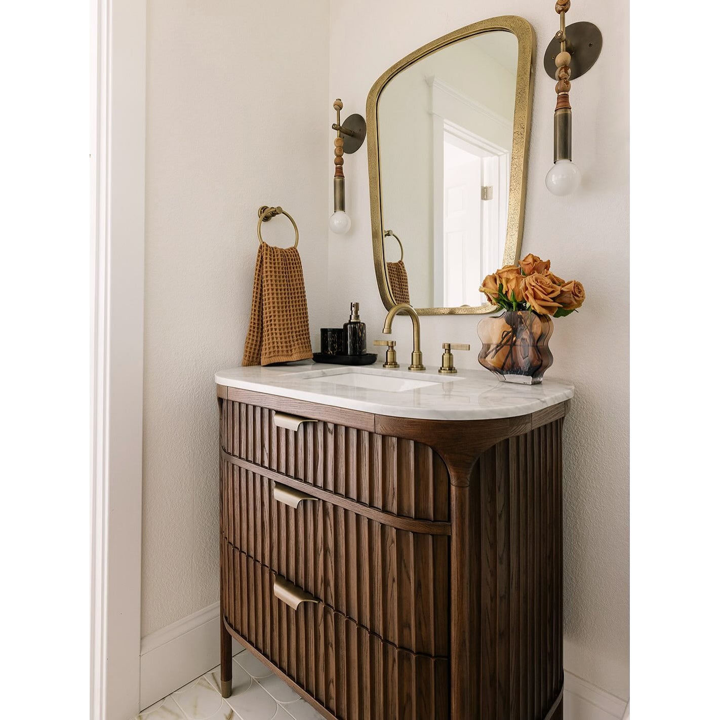 Persepolis Marble Sconce