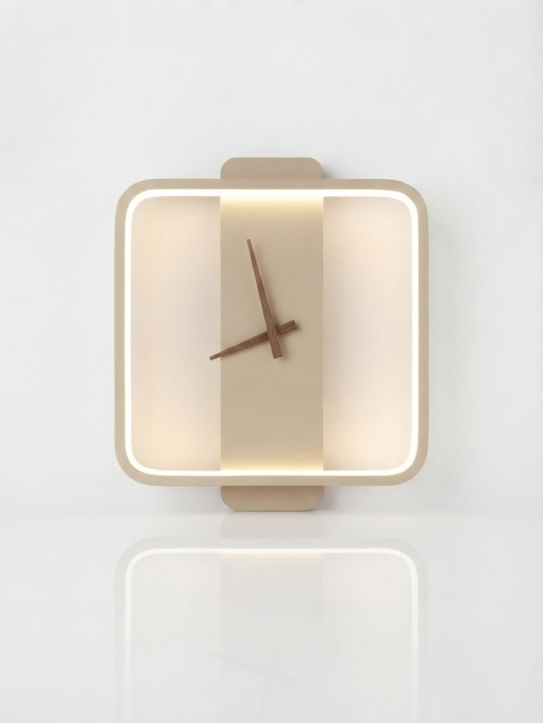 Compact Clock Wall Light