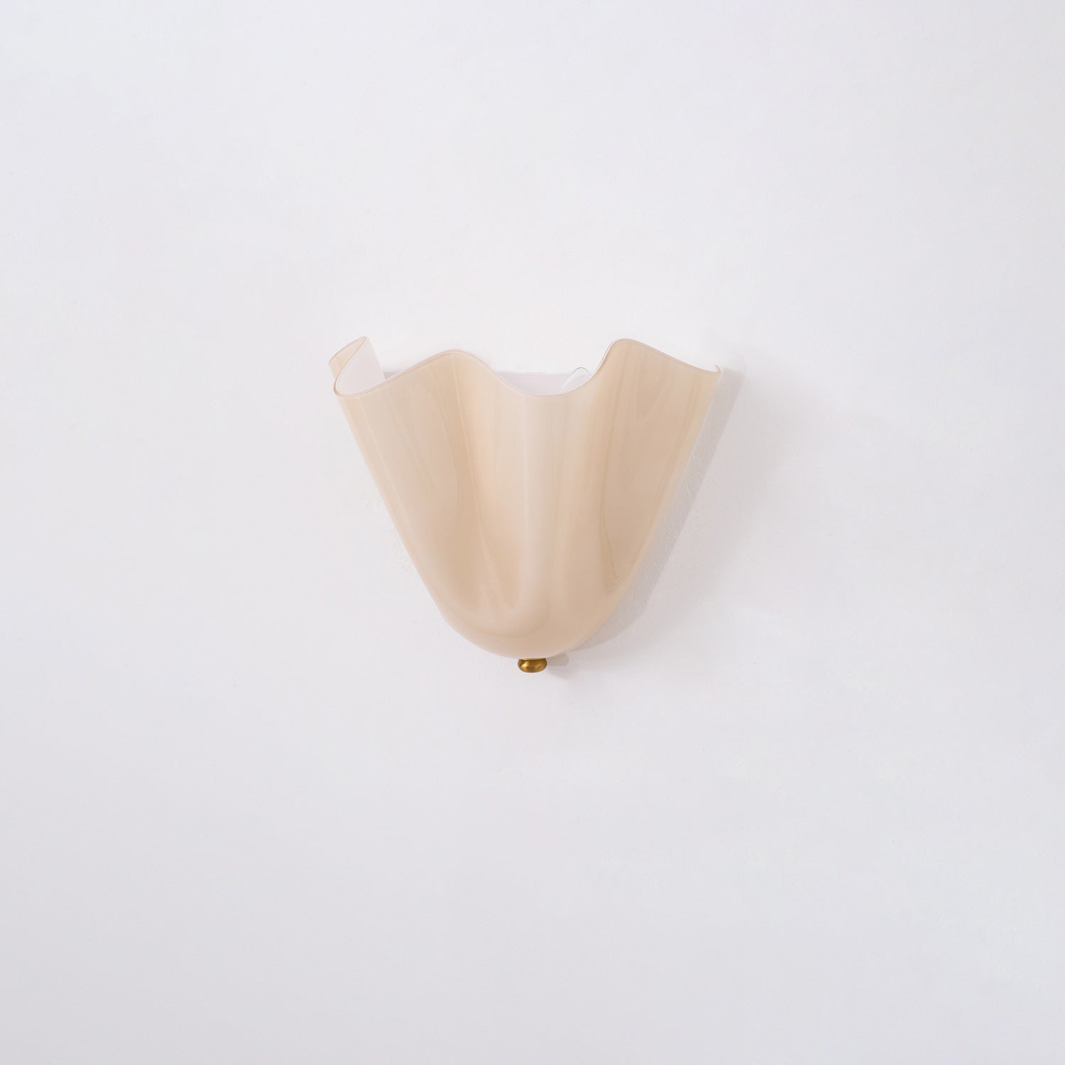 Petal Shell Wall Light