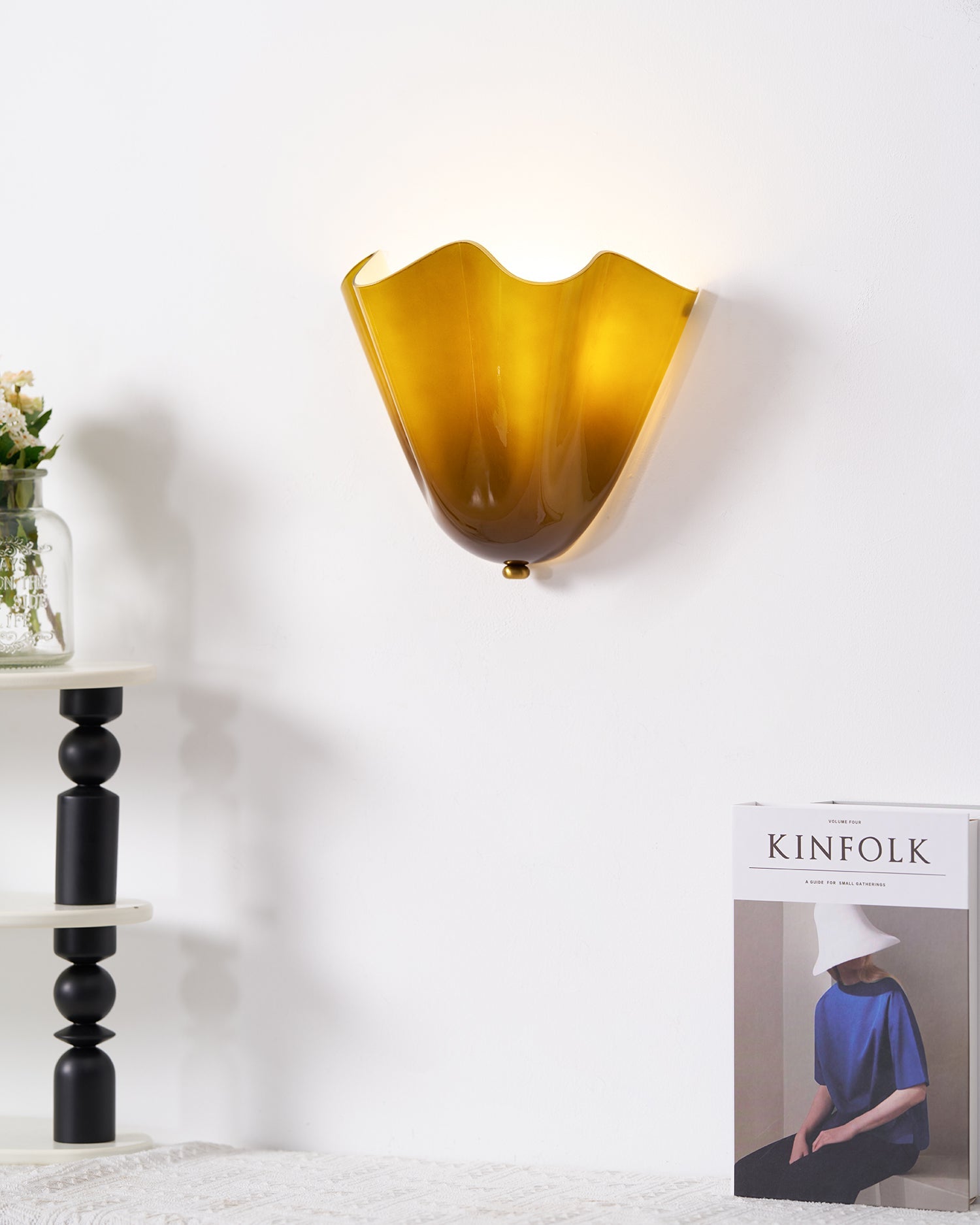 Petal Shell Wall Light