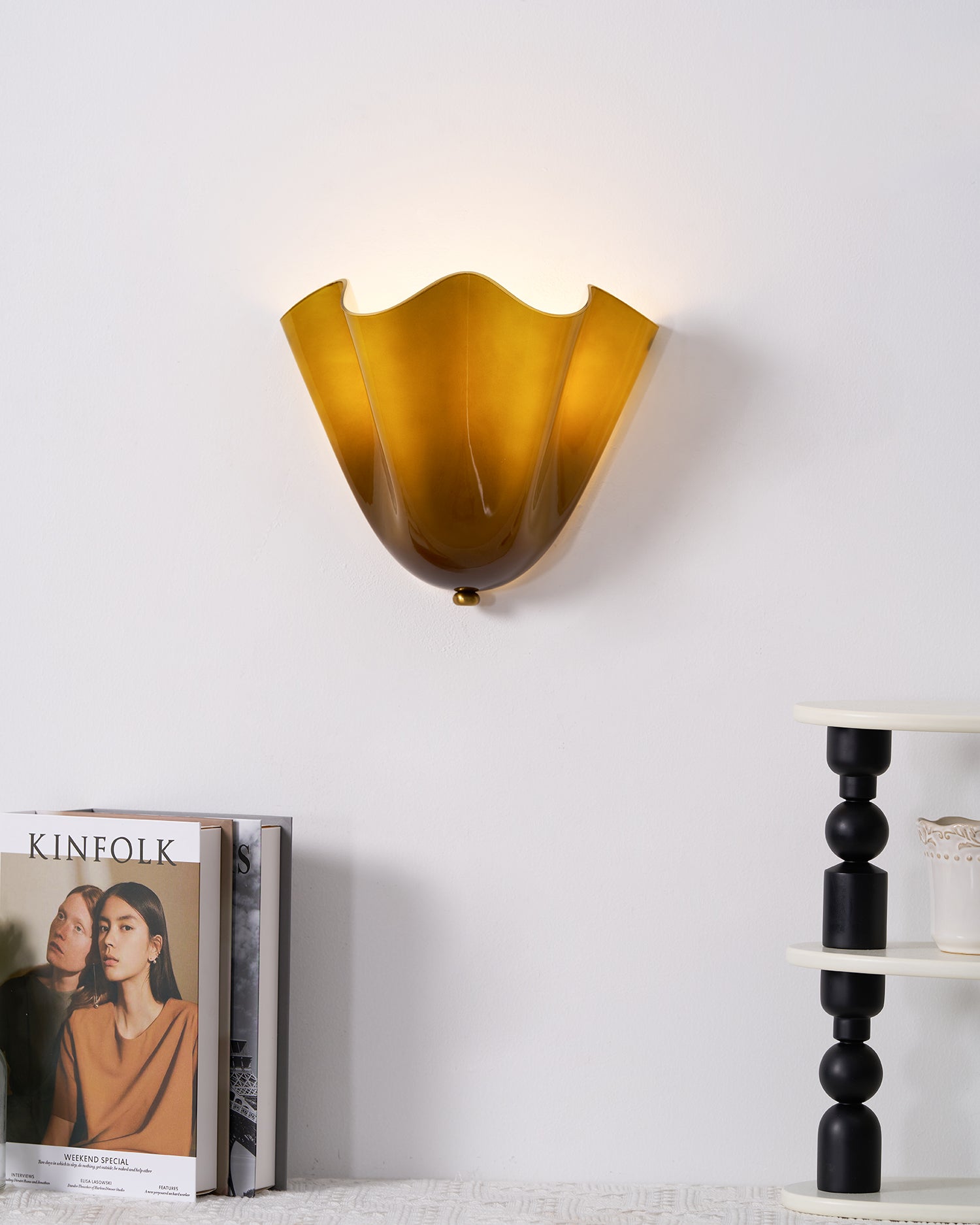 Petal Shell Wall Light