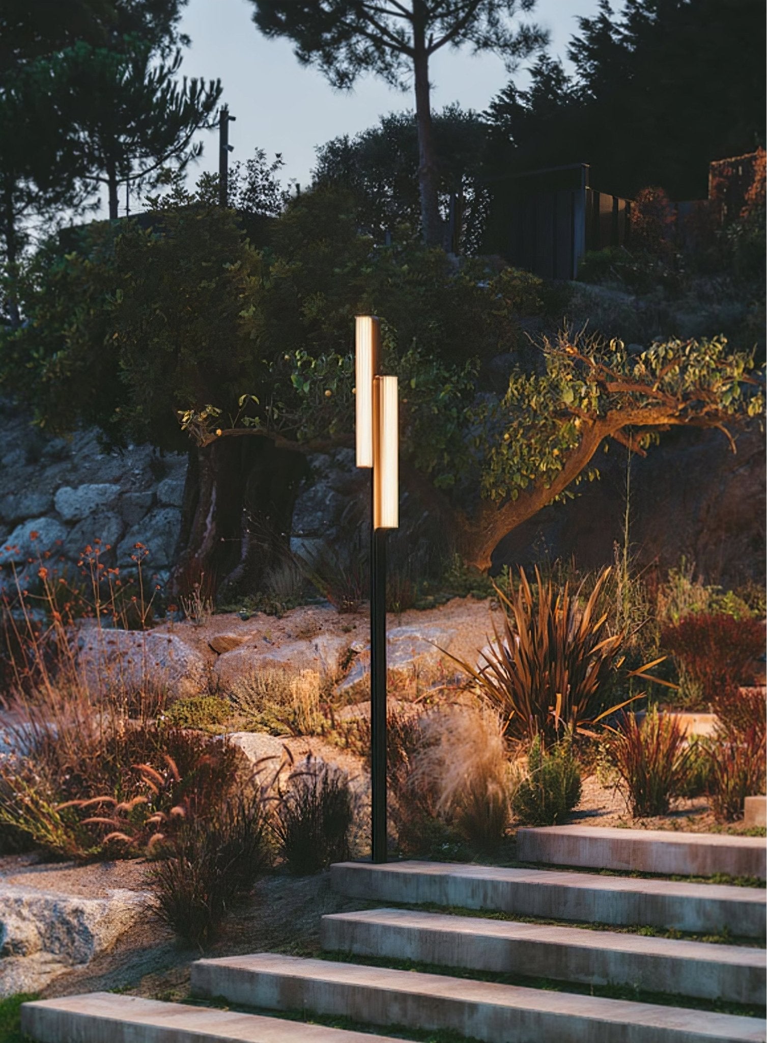 Lumina Post Lamp
